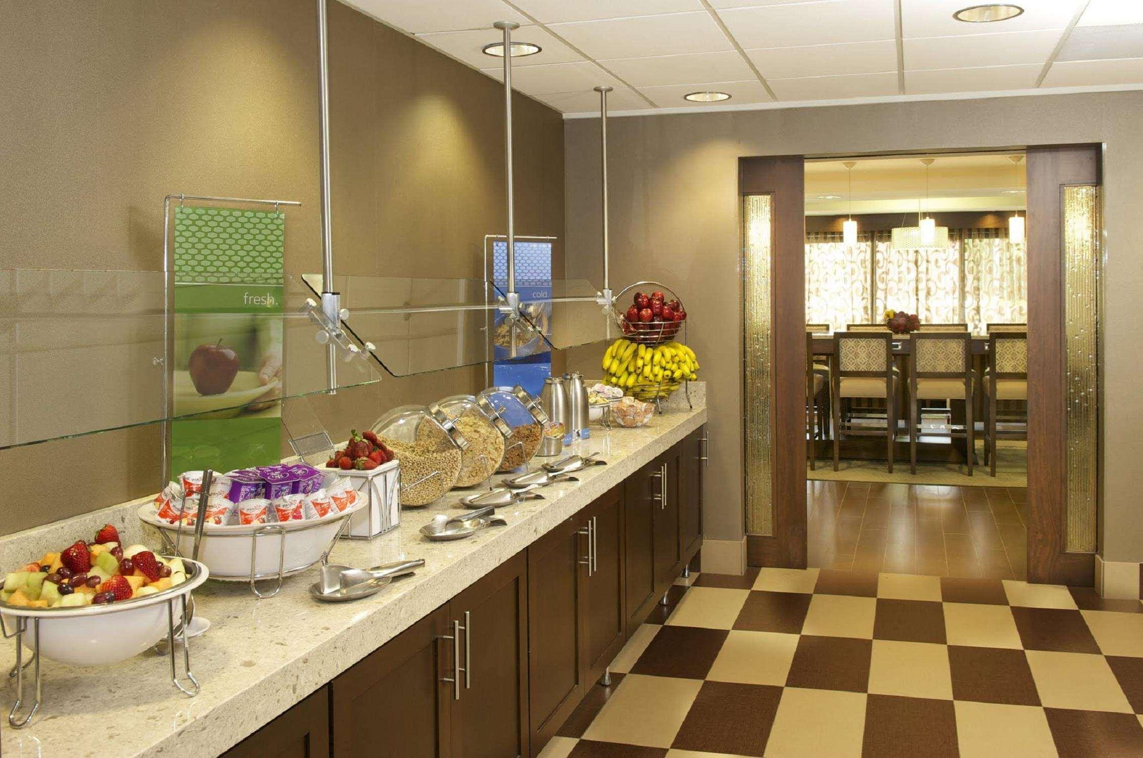 Hampton Inn Lawrenceville Zewnętrze zdjęcie